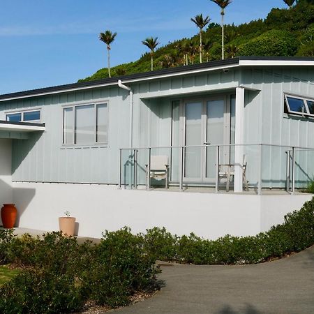 Aston Road Villa Bed & Breakfast Waikanae Exterior foto