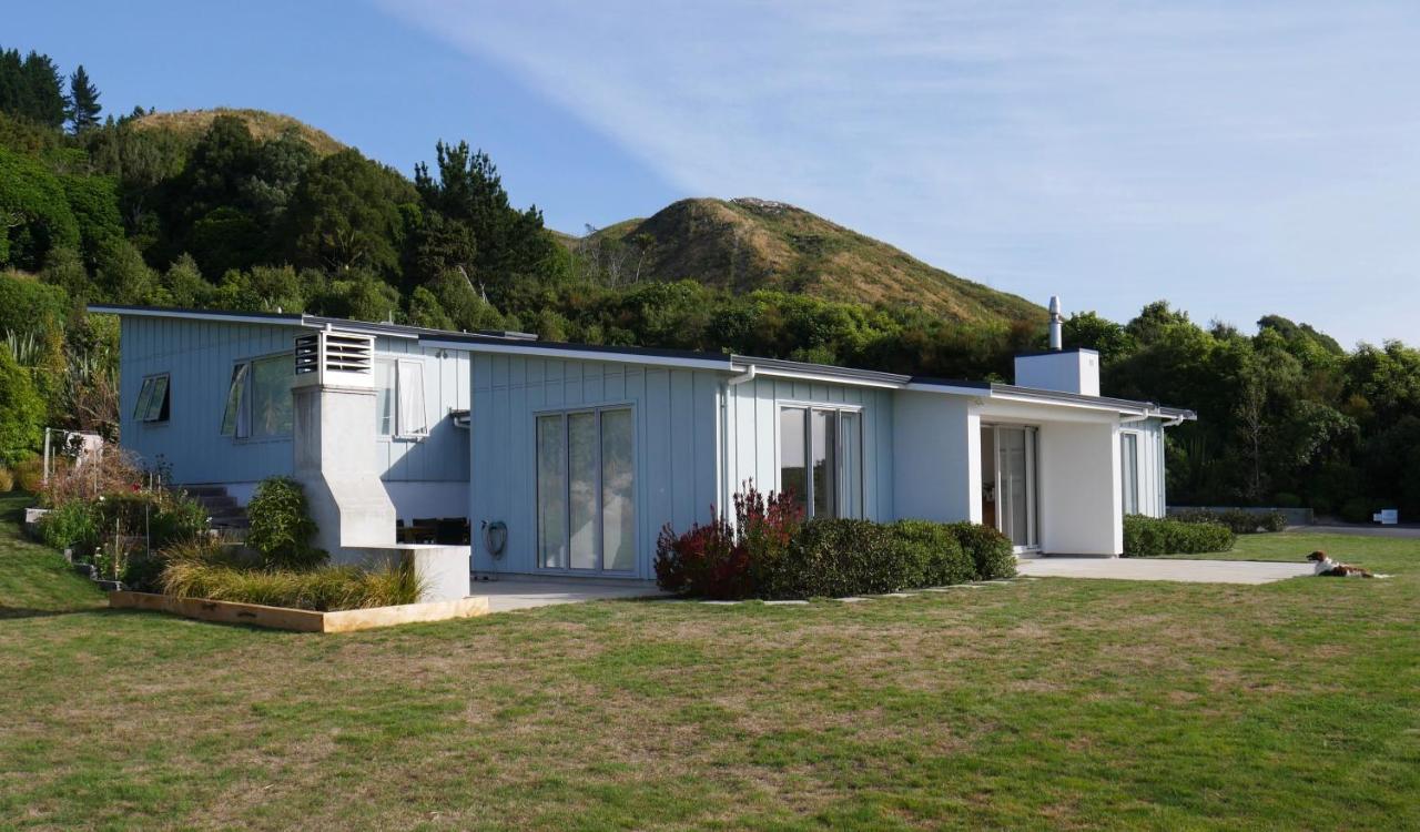 Aston Road Villa Bed & Breakfast Waikanae Exterior foto