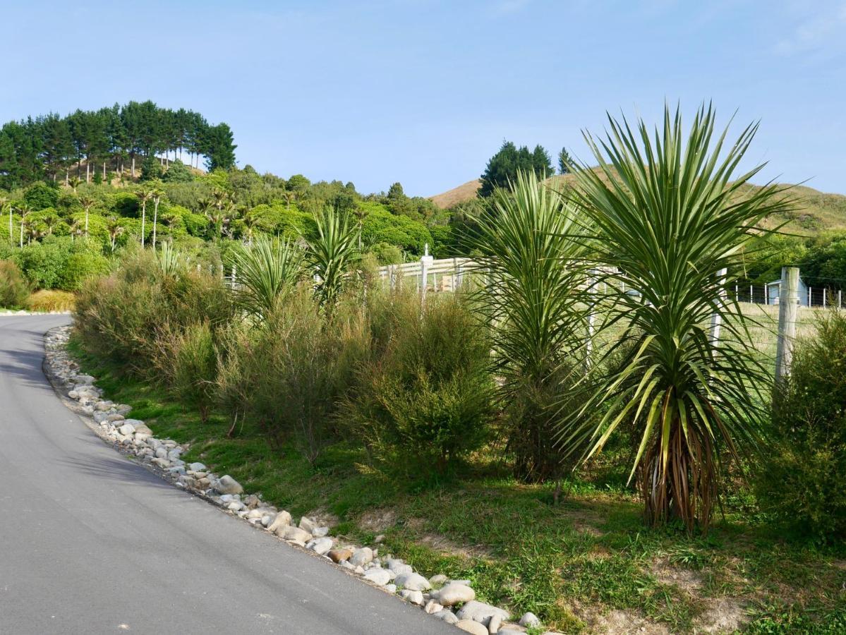 Aston Road Villa Bed & Breakfast Waikanae Exterior foto